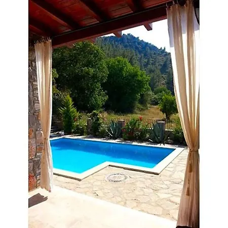Sleeps 5 Pool Villa Fethiye